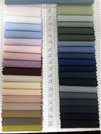 GZ-LY  LY19771 #迷宮格四面彈  成份：95%P 5%SP  幅寬：150cm  克重：130g 45度照